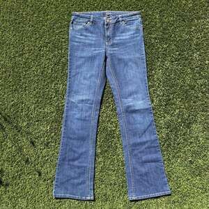 Daisy Fuentes Women's Blue Denim Bootcut Jeans with Flap Back Pockets
